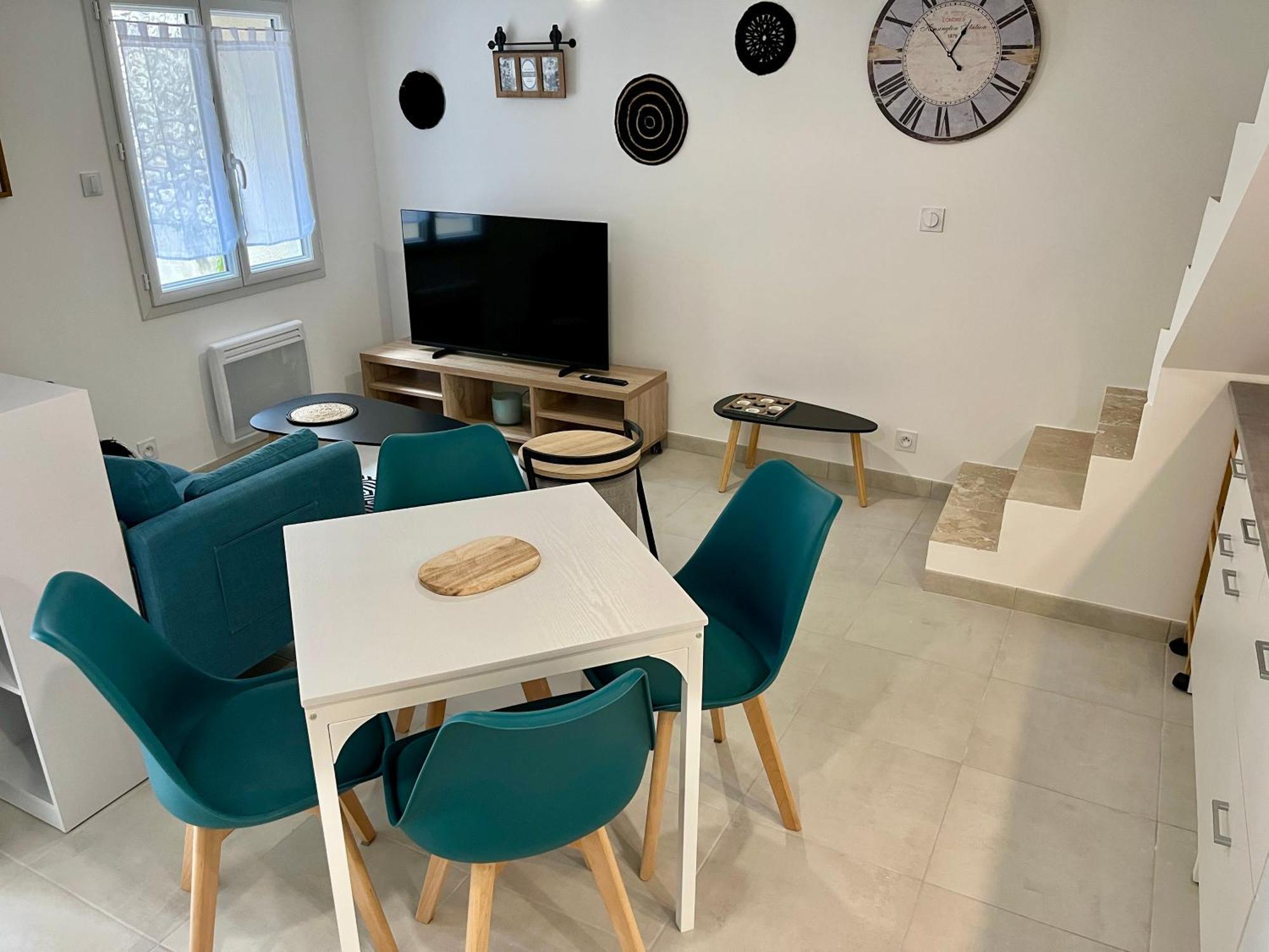 2 Suites, Cour Privee, Climatisation, Le Nid De Blois Vienne Bagian luar foto