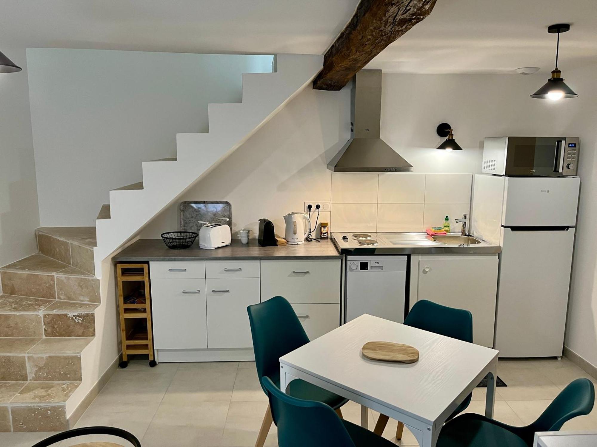 2 Suites, Cour Privee, Climatisation, Le Nid De Blois Vienne Bagian luar foto